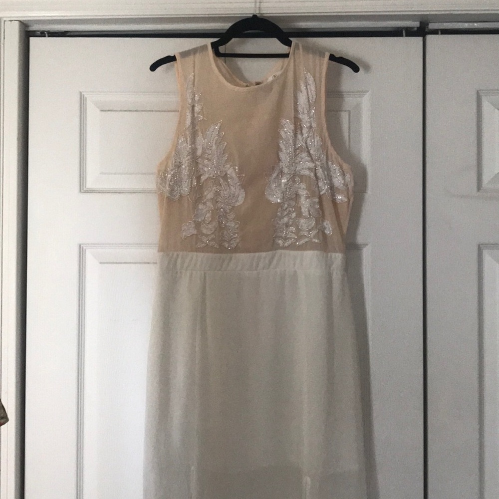 Beaded detailed dress- YOU GOTTA HAVE IT!